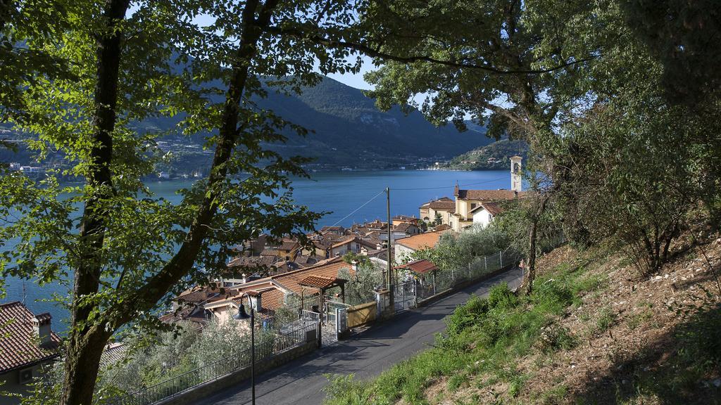 L'Isola Dei Sapori Apartment Monte Isola Ruang foto